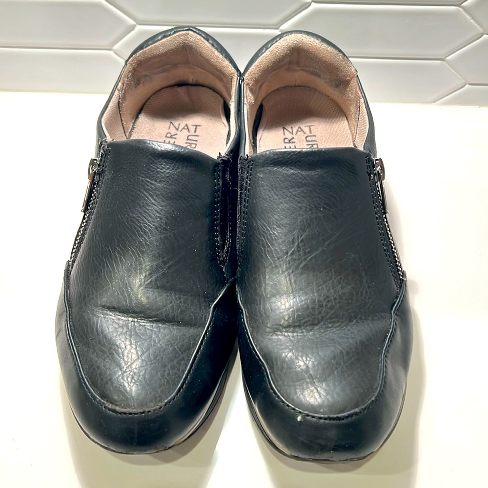 Naturalizer loafers. Size 9.